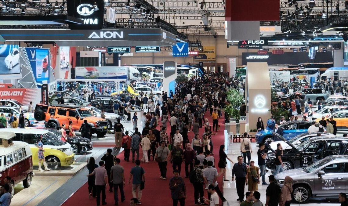 GIIAS 2024 Pecahkan Rekor: Rp20 Triliun Transaksi, 40 Ribu Mobil Bersinar