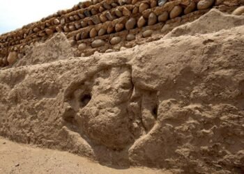 pemandangan-zona-arkeologi-di-provinsi-barranca-utara-saat-para-arkeolog-pada-hari-kamis-mengungkap-sebuah-kota-berusia-3500-tahun